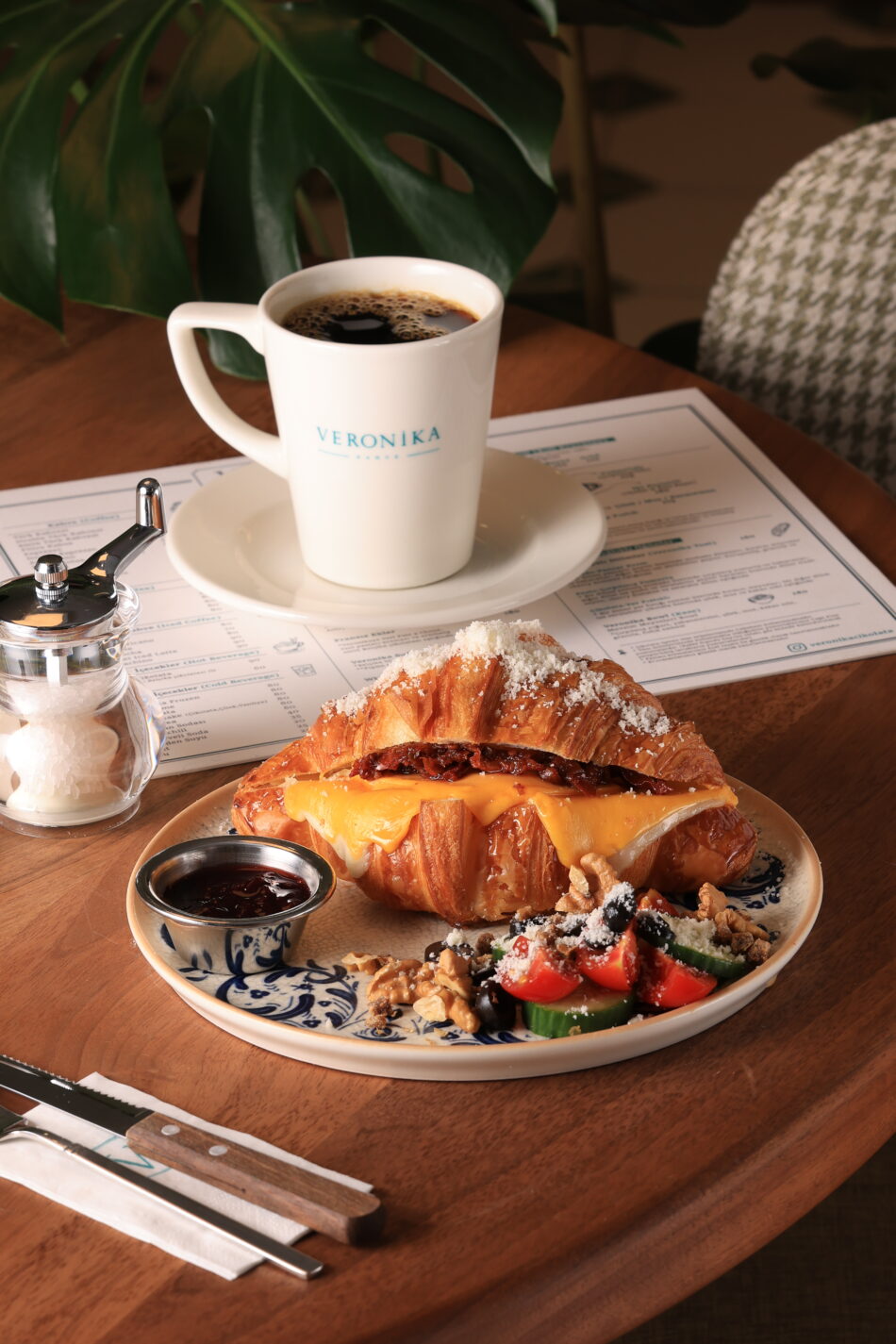 İki Peynirli Kruvasan