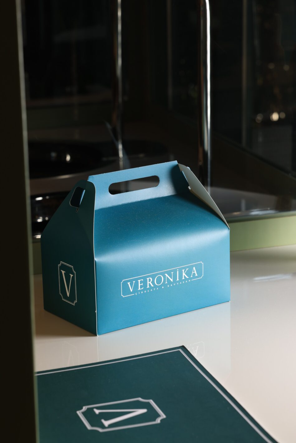 Veronika Çikolata & Kruvasan İstanbul Cafe